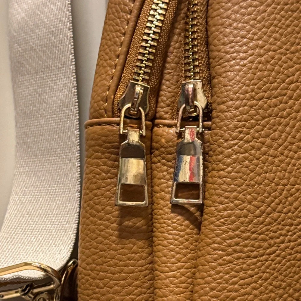 ah-dorned Women's Tan Crossbody Sling Bag Crossbody with Patterned Strap EUC - Picture 14 of 15